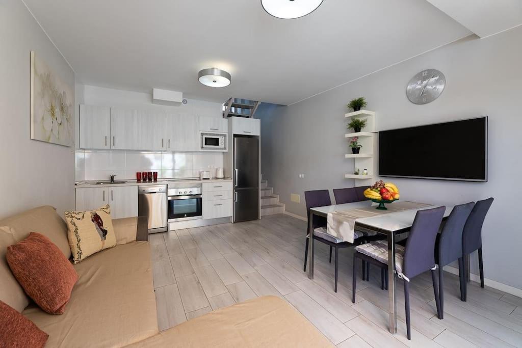 Beautiful Duplex In 3 Minutes Walking To The Beach In Playa De Las Americas Zewnętrze zdjęcie